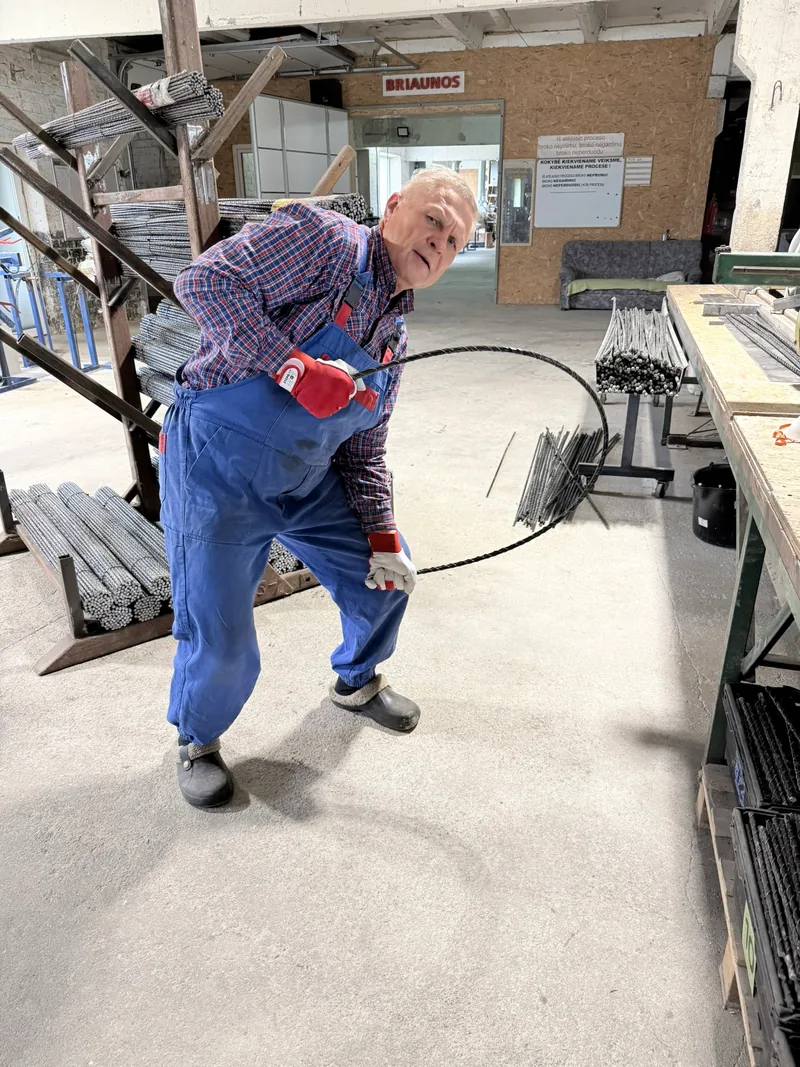 Böjprov med en glasfiberstolpe D10